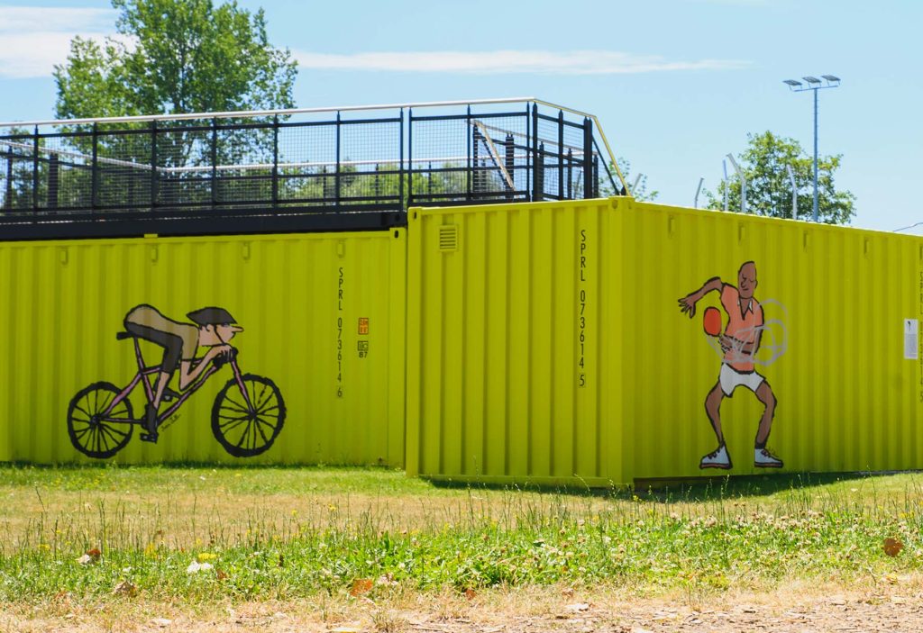 Sportpark Rems Container mit Illustration Markenentwicklung
